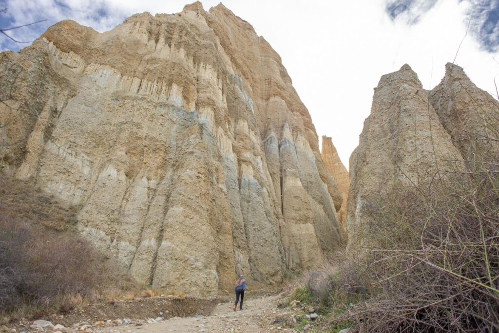 Walking amoung the Omarama Clay Cliffs