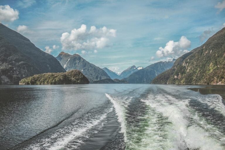 15 MUSTDO Things to do in Te Anau My Queenstown Diary