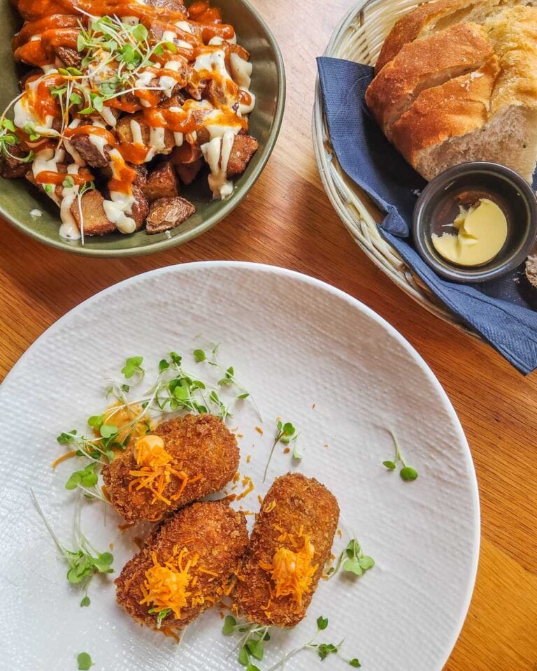 15 BEST Restaurants in Queenstown (Chosen by a Local!) My Queenstown Diary