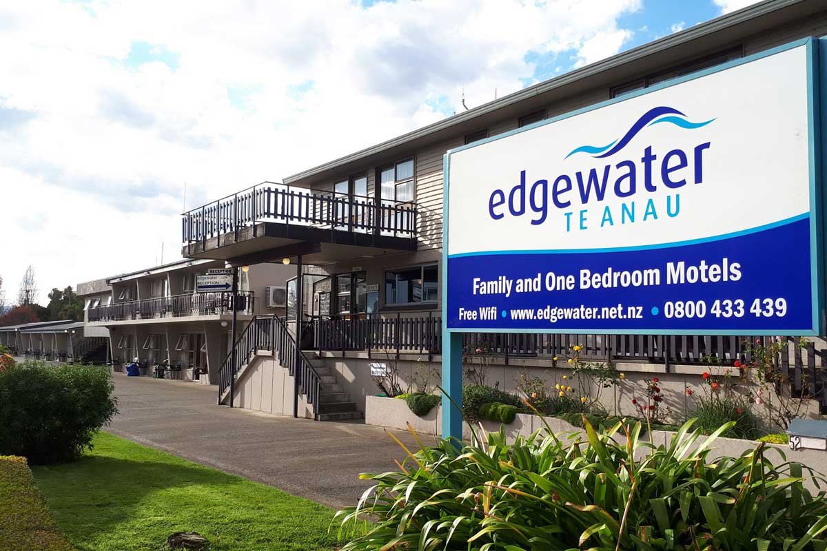 Outside of Edgewater Motel in Te Anau, New Zealand