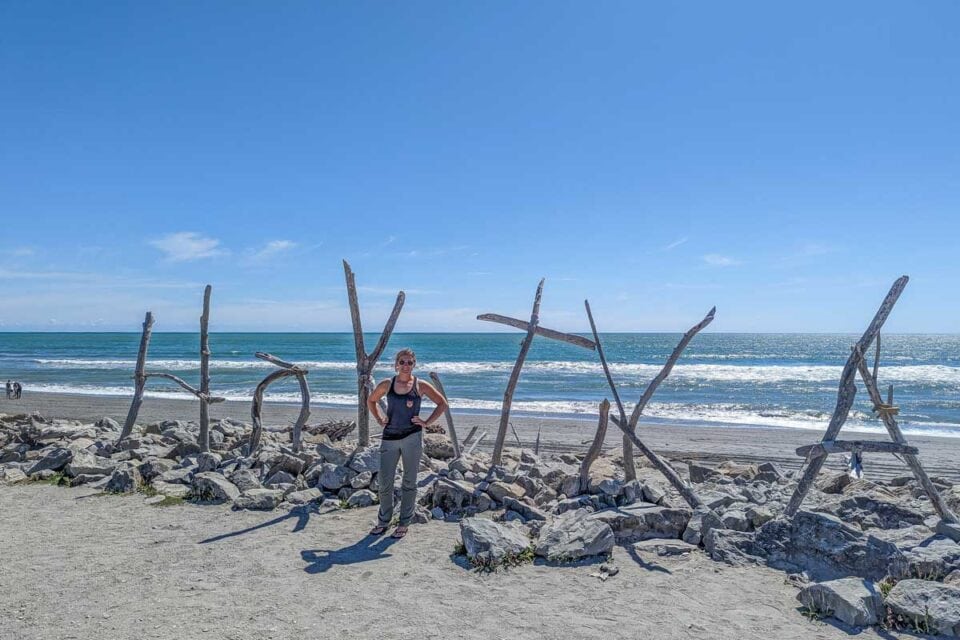 8 BEST Stops on the Drive from Greymouth to Franz Josef