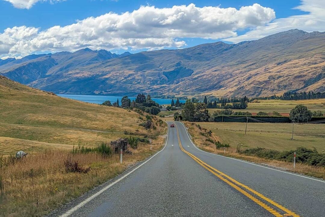 17 Things to KNOW About Renting a Car in Christchurch (2024 Guide!)