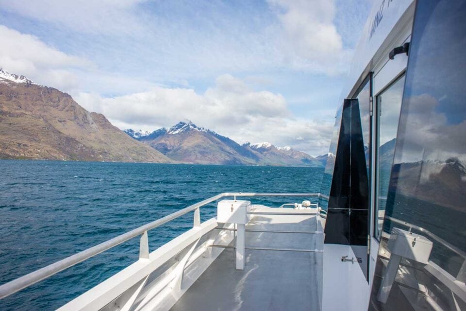 11 Best Places to Stop on the Drive from Queenstown to Te Anau
