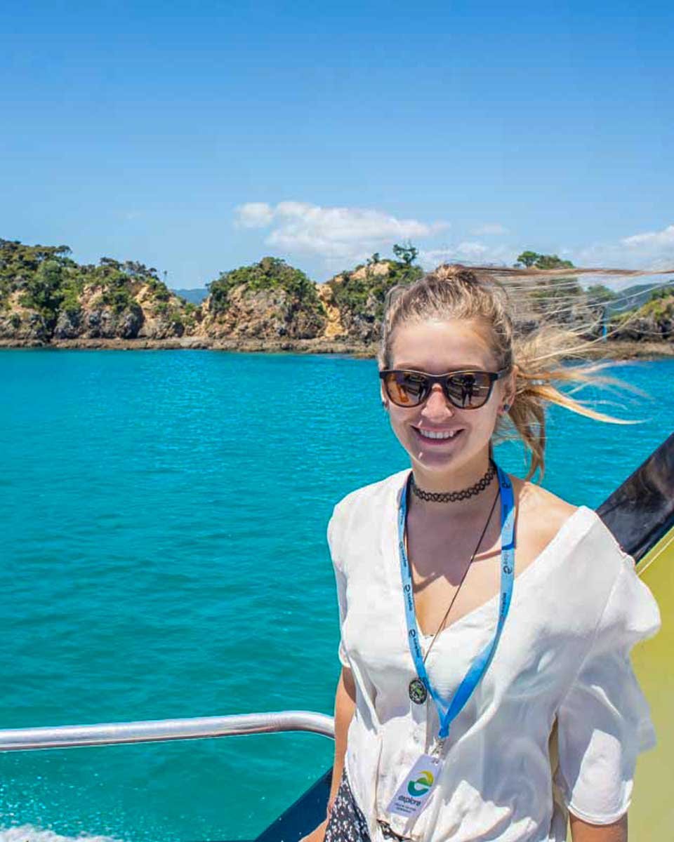 Bailey-on-a-Bay-of-Islands-cruise-to hole in the rock New Zealand