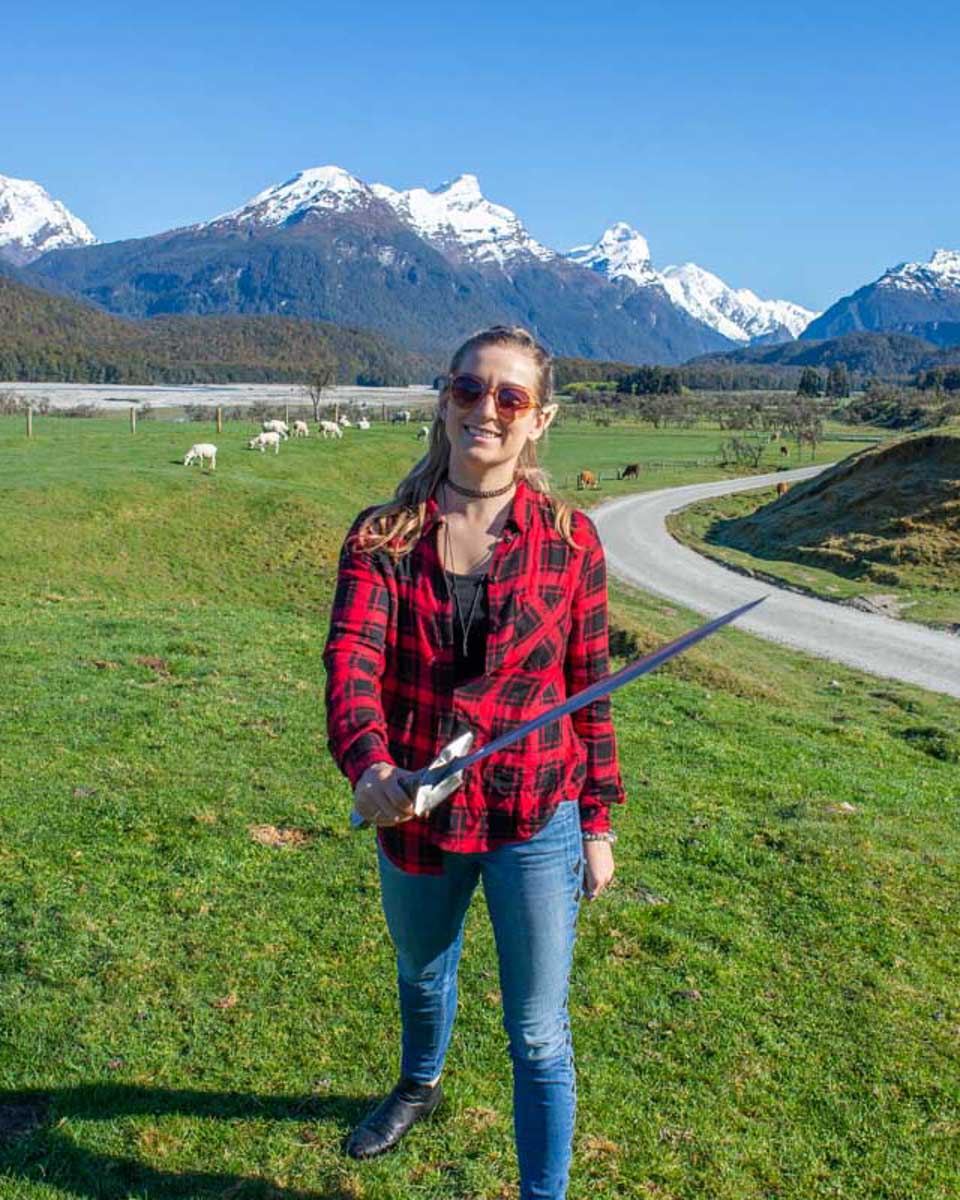 bailey-dresses-up-on-a-Lord-of-the-Rings-Tour-from-Queenstown-to-Glenorchy