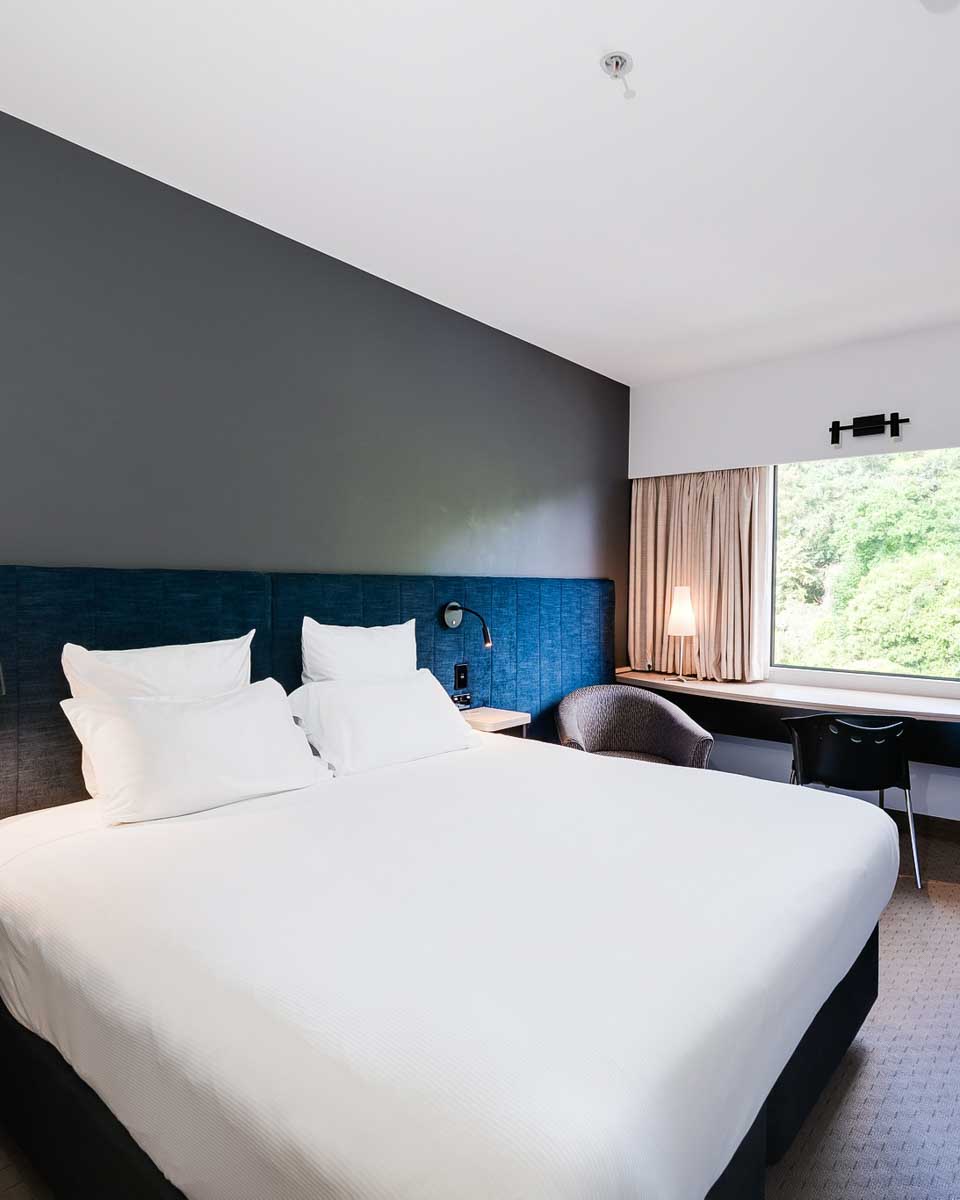 Hotel room at Novotel Rotorua Lakeside hotel