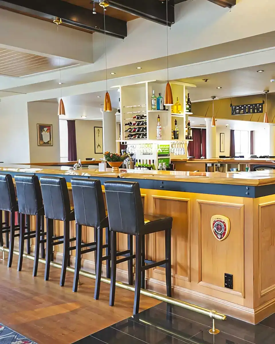The Victoria Hotel Dunedin in Dundein New Zealand 1